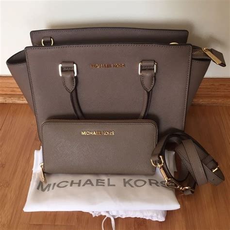 comment fonctionne les mises a jour michael kors